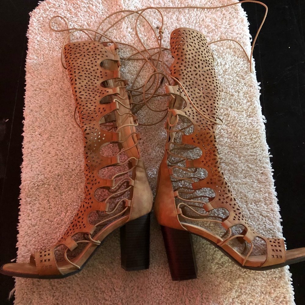 Gladiator sandals size 11